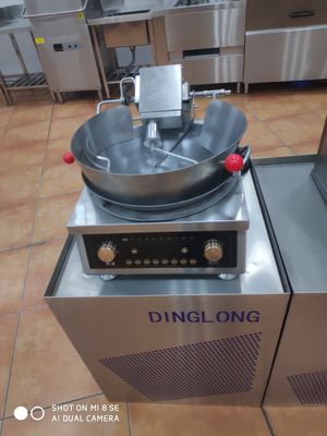 Kompor induksi otomatis atas meja